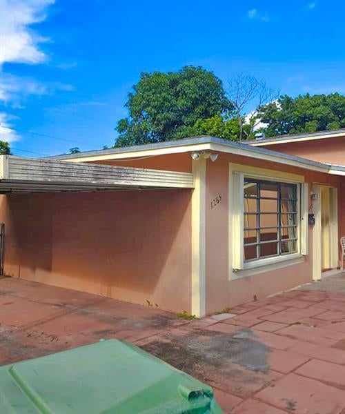 4 of 11 - 1265 Ne 201st Ter, Miami, FL