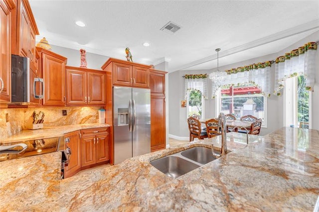 4 of 47 - 5279 Nw 112th Way, Coral Springs, FL
