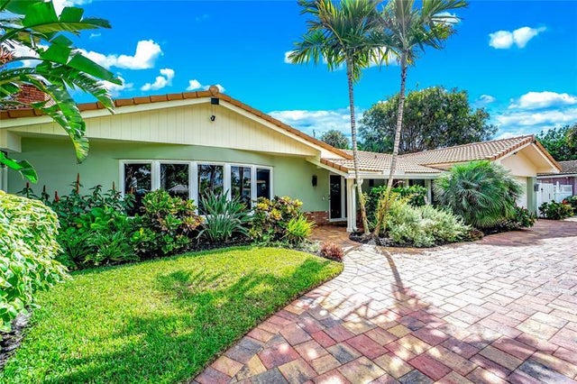 2 of 56 - 5930 Ne 15th Ave, Fort Lauderdale, FL