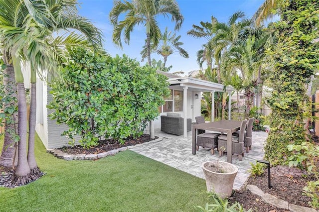 4 of 38 - 1215 Ne 14th Ave, Fort Lauderdale, FL
