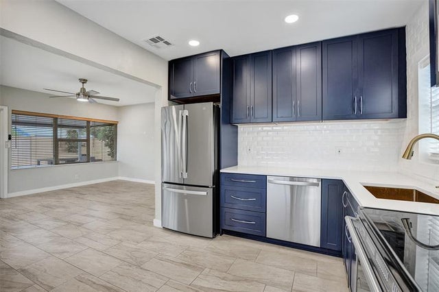 5 of 38 - 1215 Ne 14th Ave, Fort Lauderdale, FL