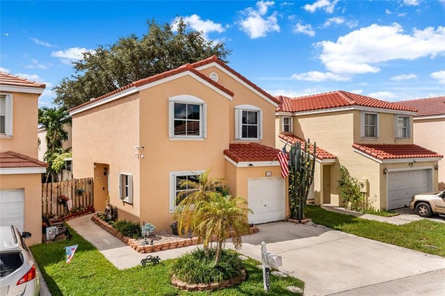 1 of 43 - 6188 Seminole Ter, Margate, FL