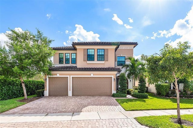 5 of 50 - 8760 E Baypoint Cir, Parkland, FL