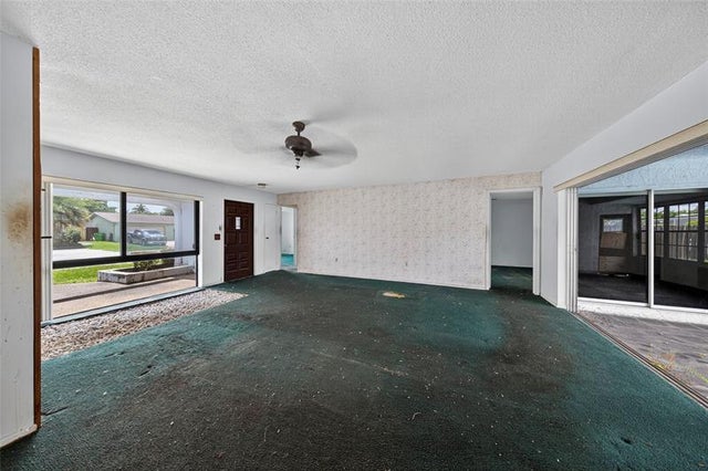 5 of 30 - 10171 Nw 24th St, Sunrise, FL