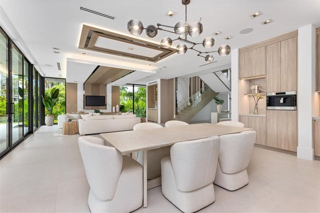 2 of 72 - 1626 E Lake Dr, Fort Lauderdale, FL