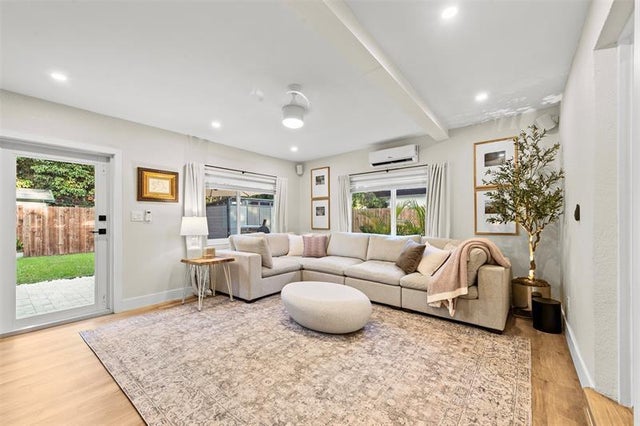 5 of 22 - 1320 Sw 19th Avenue, Fort Lauderdale, FL