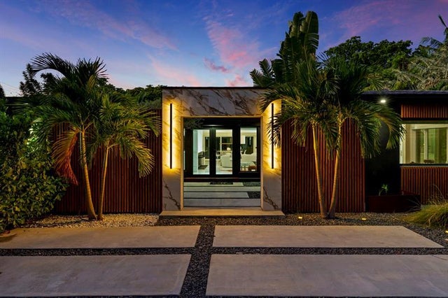 1 of 78 - 2711 Ne 19th St, Fort Lauderdale, FL