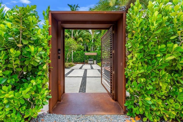 4 of 78 - 2711 Ne 19th St, Fort Lauderdale, FL