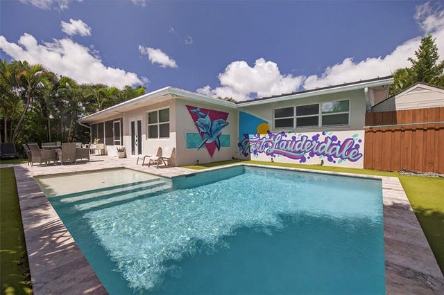 1 of 31 - 1920 Ne 26th Dr, Wilton Manors, FL