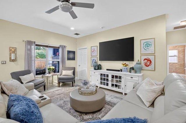4 of 61 - 4087 Nw 5th Ave, Fort Lauderdale, FL