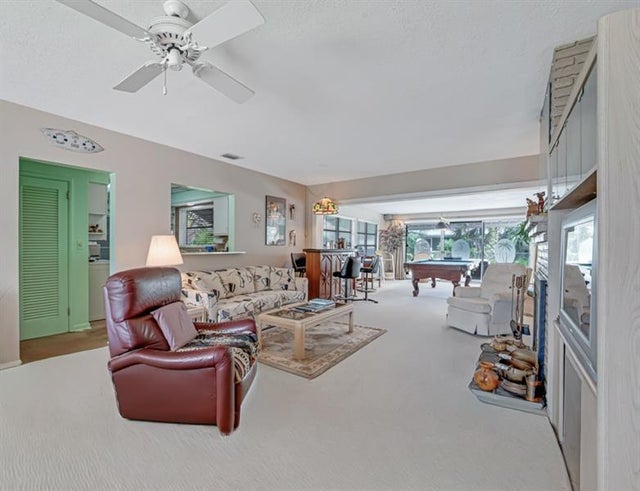 5 of 34 - 1122 Beach Rd, Riviera Beach, FL