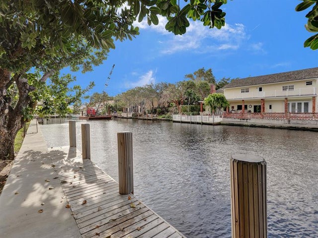 2 of 44 - 40 Compass Isle, Fort Lauderdale, FL