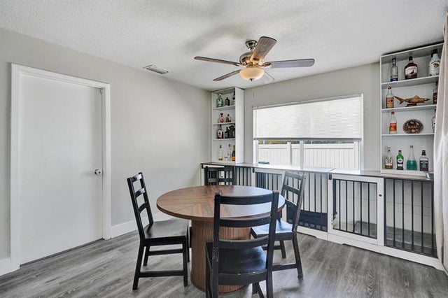 4 of 50 - 6411 Sw 6th St, Margate, FL