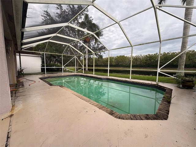 3 of 3 - 149 Cameron Dr, Weston, FL