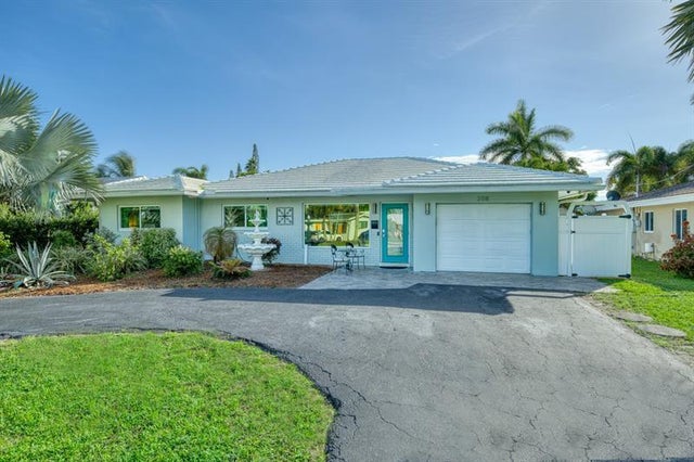 2 of 58 - 208 Ne 30th St, Wilton Manors, FL