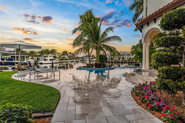 3 of 55 - 3111 Ne 27th Ave, Lighthouse Point, FL