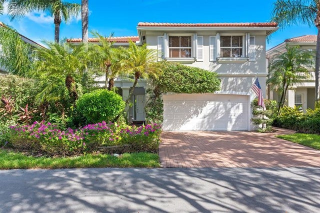 1 of 36 - 1085 W Lake St, Hollywood, FL