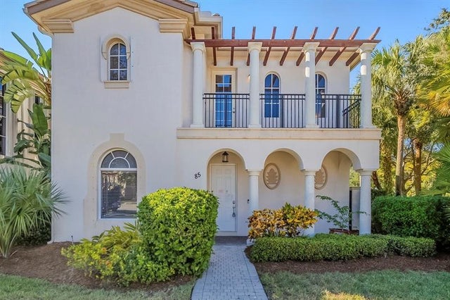 1 of 50 - 85 Stoney Dr, Palm Beach Gardens, FL