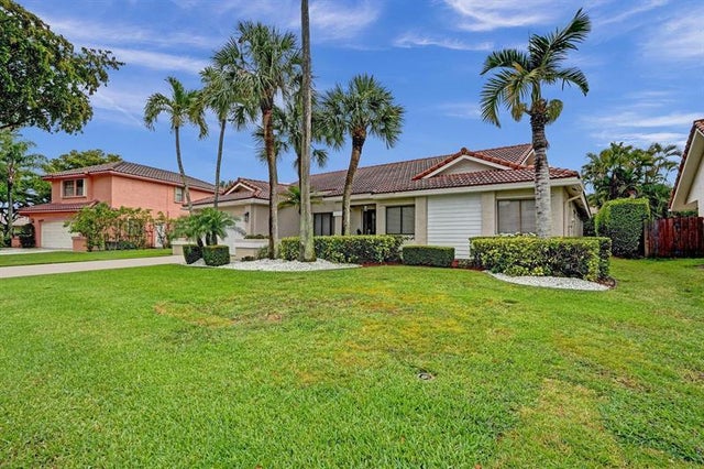 2 of 76 - 5426 Nw 61st Ave, Coral Springs, FL