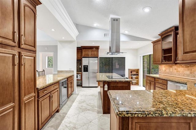 5 of 76 - 5426 Nw 61st Ave, Coral Springs, FL