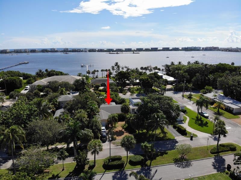 922 S Palmway, Lake Worth