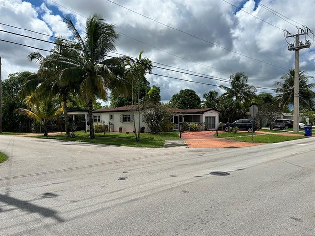 5 of 36 - N/A, Lauderdale Lakes, FL