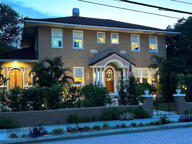 2 of 45 - 1611 S Olive, West Palm Beach, FL