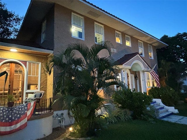 3 of 45 - 1611 S Olive, West Palm Beach, FL