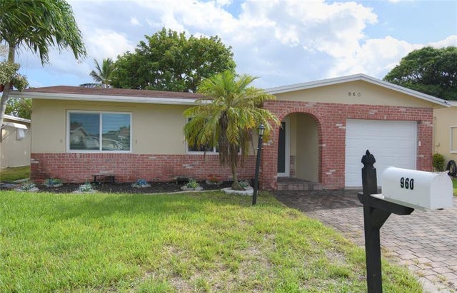 2 of 54 - 960 Nw 49th St, Deerfield Beach, FL
