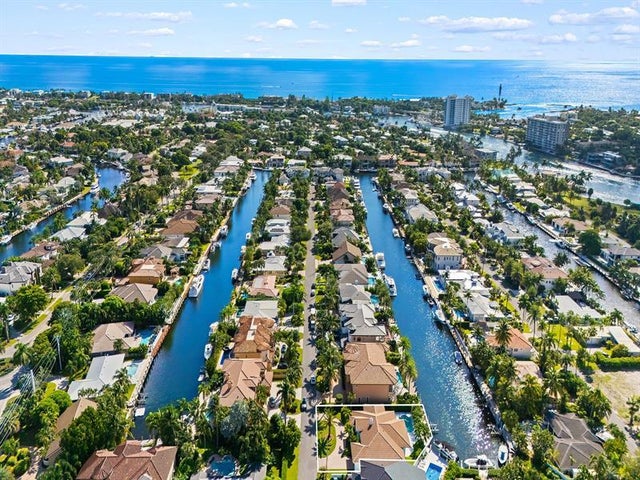 3 of 36 - 2228 Ne 26th St, Lighthouse Point, FL