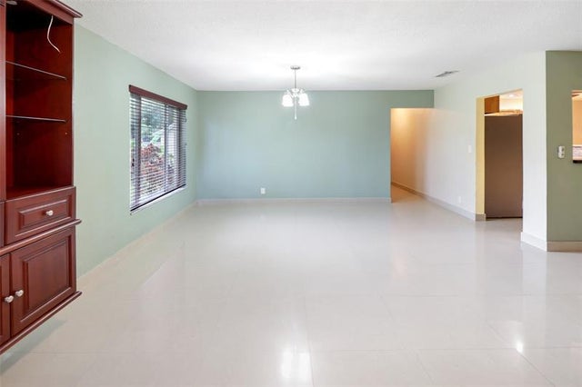 4 of 36 - 861 Nw 116th Ave, Plantation, FL