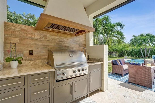 4 of 99 - 11720 Eastlake Ct, Parkland, FL