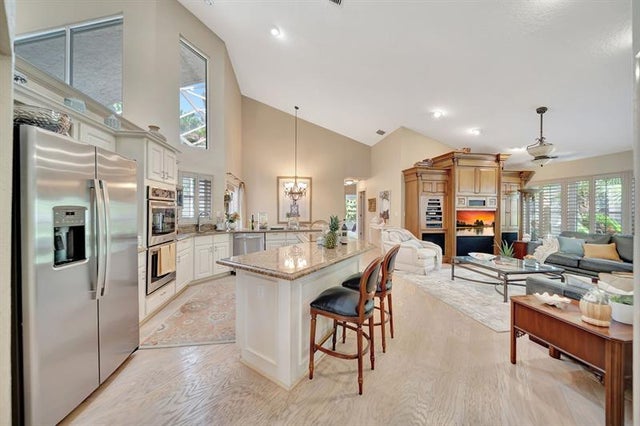 5 of 73 - 4944 Chardonnay Dr, Coral Springs, FL