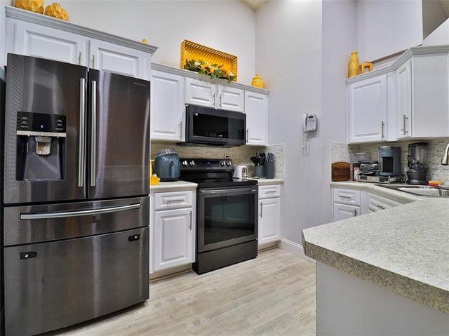 5 of 34 - 3100 Nw 43rd Pl, Fort Lauderdale, FL