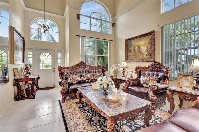 3 of 16 - 6042 Branchwood Dr, Lake Worth, FL