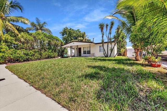 3 of 36 - 5324 Nw 1st Ave, Oakland Park, FL