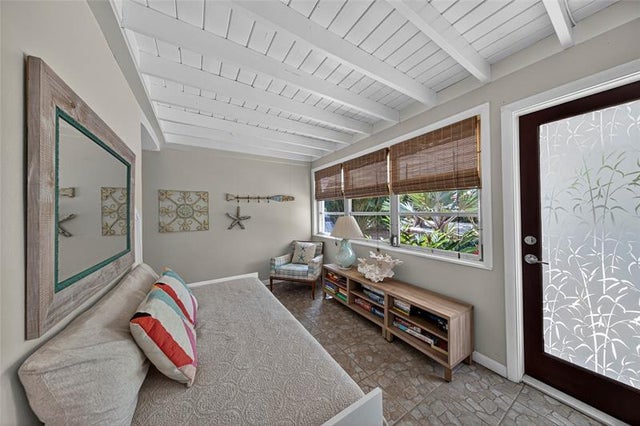 3 of 35 - 1009 Ne 16th Pl, Fort Lauderdale, FL