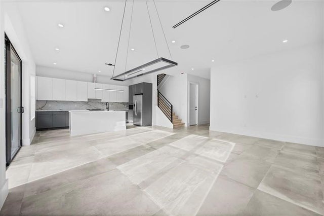 4 of 36 - 3298 Sw 15th Ave, Fort Lauderdale, FL