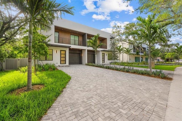 5 of 36 - 3298 Sw 15th Ave, Fort Lauderdale, FL