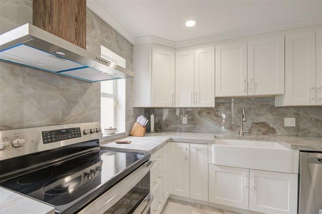 4 of 52 - 4821 Ne 28th Ave, Lighthouse Point, FL