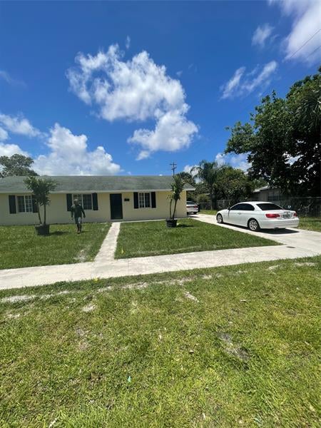 1476 7th St, West Palm Beach