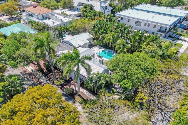 4 of 42 - 459 Ne 15th Ave, Fort Lauderdale, FL
