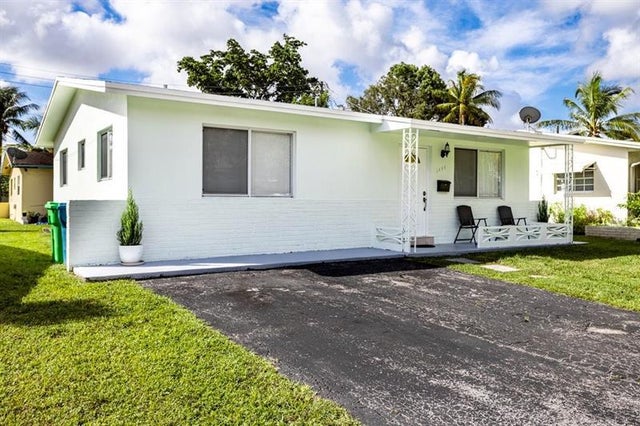 5 of 23 - 6888 Nw 30th St, Sunrise, FL