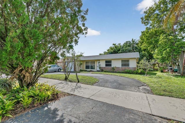 3 of 20 - 8400 Johnson St, Pembroke Pines, FL