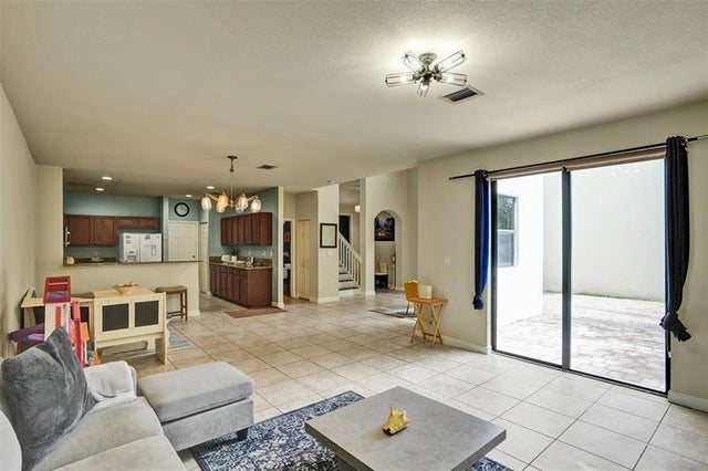 5 of 35 - 9120 Sw 227th Ln, Cutler Bay, FL