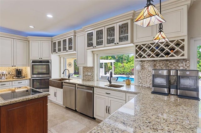 5 of 69 - 16686 Golfview Dr, Weston, FL