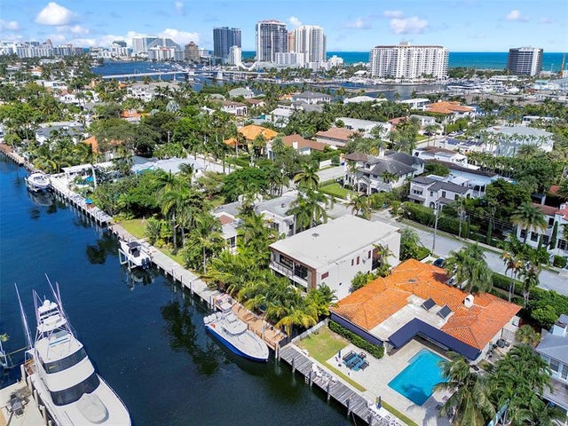 5 of 73 - 609 Poinciana Dr, Fort Lauderdale, FL