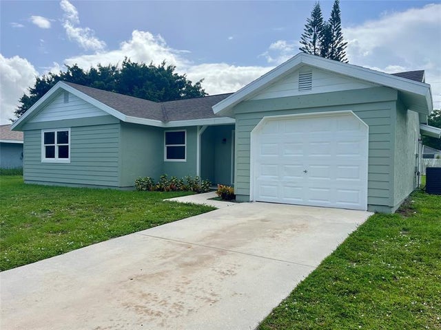3 of 21 - 965 Highland Dr Sw, Vero Beach, FL