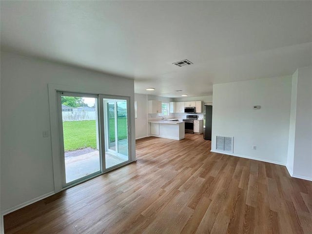 4 of 21 - 965 Highland Dr Sw, Vero Beach, FL