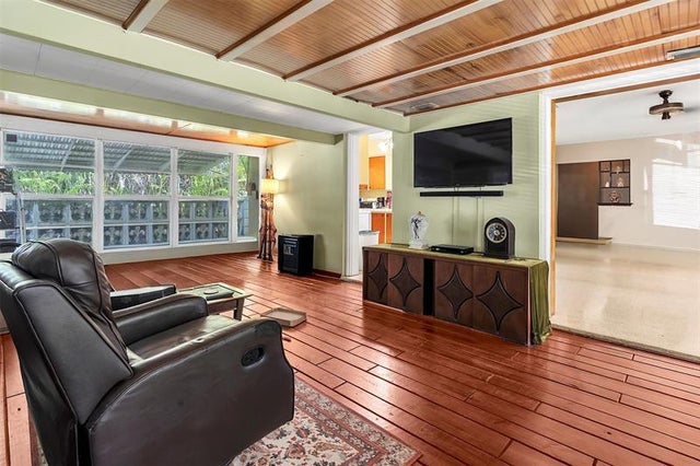 4 of 28 - 1019 Ne 11th St, Fort Lauderdale, FL